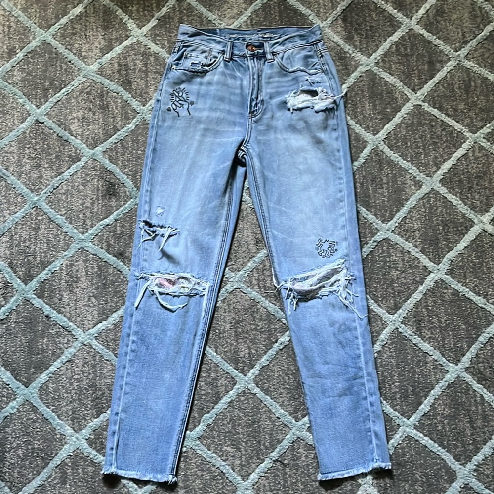 American Eagle x Keith Haring Mom Jean, Size 00